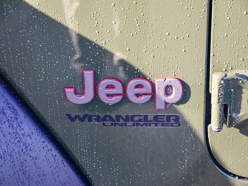 Used 2021 Jeep Wrangler Unlimited Rubicon image 11