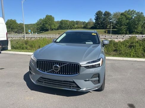 Used 2022 Volvo XC60 B6 Inscription w/ Advanced Package image 35