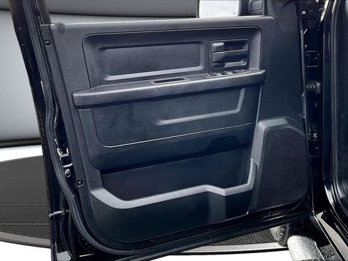 Used 2013 RAM 1500 Express AWD/4WD image 19