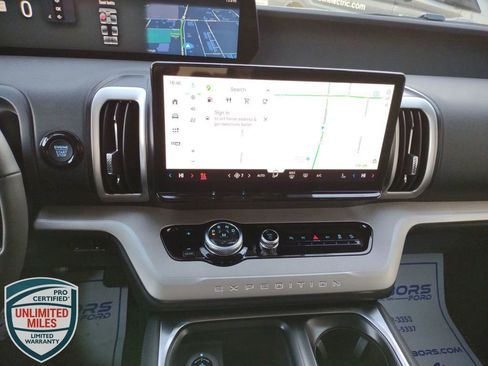 New 2026 Ford Expedition Max Active image 17