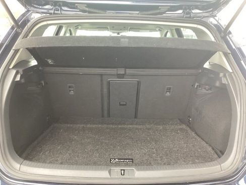 Used 2016 Volkswagen Golf SE w/ Lighting Package image 10