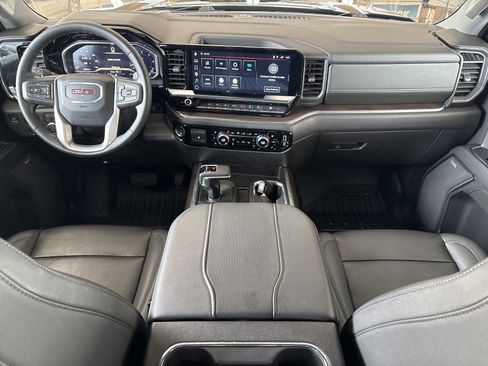 Used 2024 GMC Sierra 1500 SLT AWD/4WD image 20