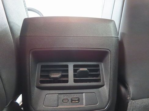 Used 2025 GMC Canyon AT4 w/ Technology Plus Package image 11