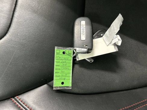Used 2019 Jeep Cherokee Trailhawk w/ Cold Weather Group AWD/4WD image 12