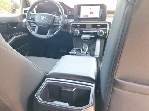 Used 2026 Toyota Tacoma SR AWD/4WD image 29