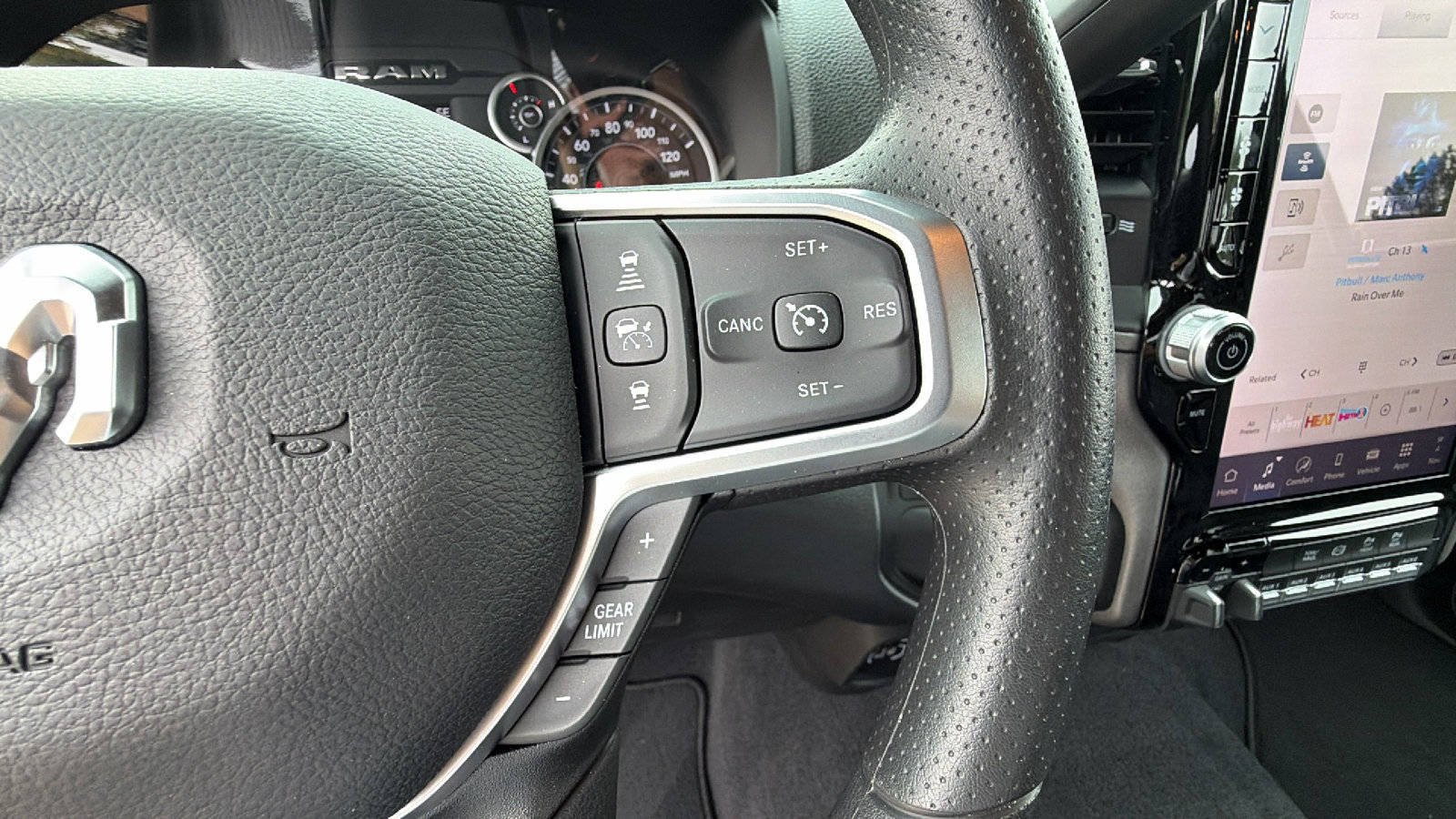 New 2026 RAM 2500 Tradesman AWD/4WD image 24