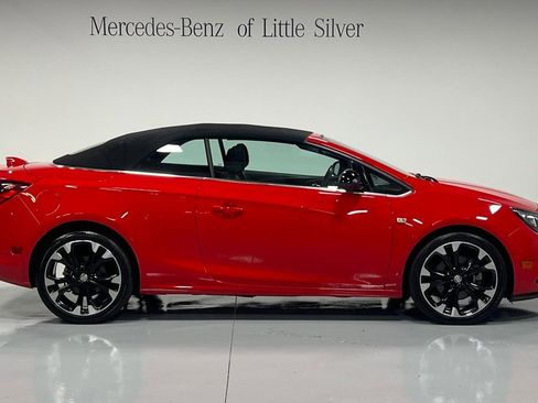 Used 2018 Buick Cascada Sport Touring w/ Dark Effects Package image 10