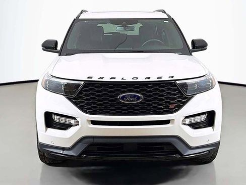 Used 2024 Ford Explorer ST w/ Equipment Group 401A AWD/4WD image 15