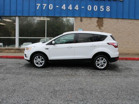 Used 2018 Ford Escape SE w/ Ford Safe & Smart Package image 27