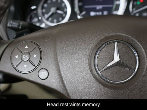 Used 2011 Mercedes-Benz E 550 Cabriolet image 8
