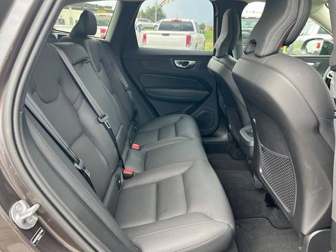 Used 2025 Volvo XC60 B5 Plus w/ Climate Package AWD/4WD image 21