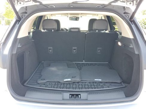 Used 2024 Lincoln Corsair AWD w/ Equipment Group 101A image 29