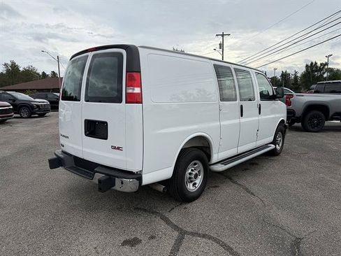 Used 2025 GMC Savana 2500 w/ Driver Convenience Package RWD image 7