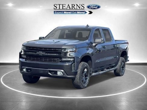 Used 2021 Chevrolet Silverado 1500 LT Trail Boss w/ Bed Protection Package AWD/4WD image 2
