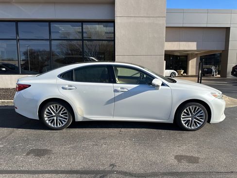 Used 2013 Lexus ES 350 image 2