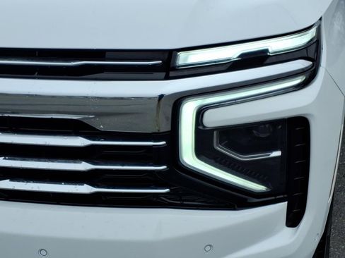 Used 2025 Chevrolet Tahoe LT AWD/4WD image 8