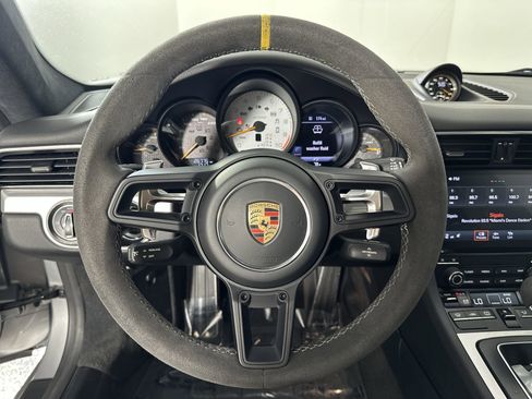 Used 2019 Porsche 911 GT3 RS image 14