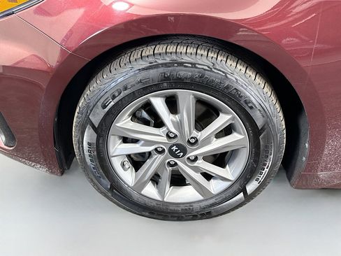 Used 2020 Kia Optima LX image 37