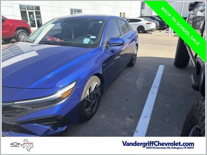 Used 2024 Hyundai Elantra SEL w/ Convenience Package