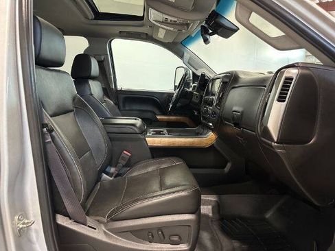 Used 2015 Chevrolet Silverado 2500 LTZ AWD/4WD image 13