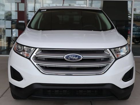 Used 2016 Ford Edge SE FWD image 2
