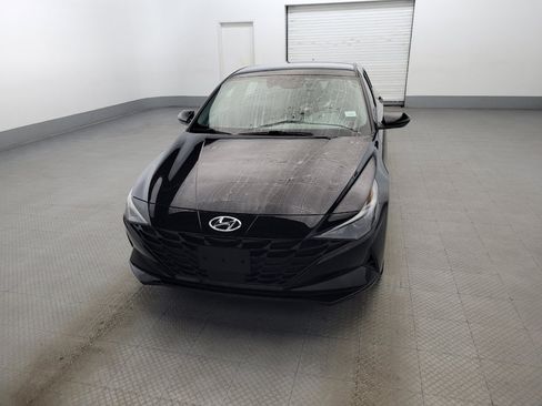 Used 2023 Hyundai Elantra SEL w/ Convenience Package FWD image 15