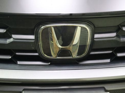 Used 2025 Honda Odyssey EX-L image 11