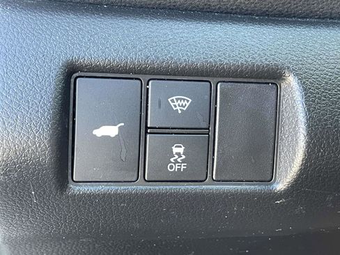 Certified 2025 Honda Pilot Black Edition image 27