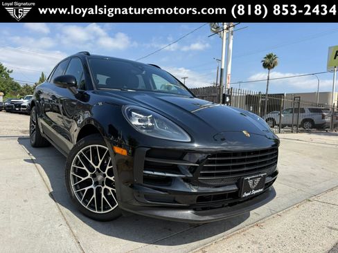 Used 2020 Porsche Macan AWD/4WD image 1