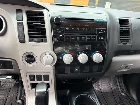 Used 2007 Toyota Tundra SR5 w/ TRD Off-Road Pkg AWD/4WD image 28