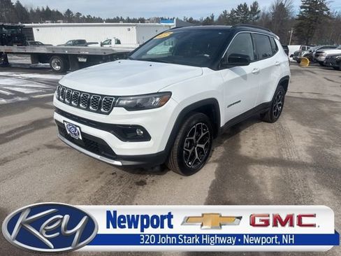 Used 2025 Jeep Compass Limited image 1