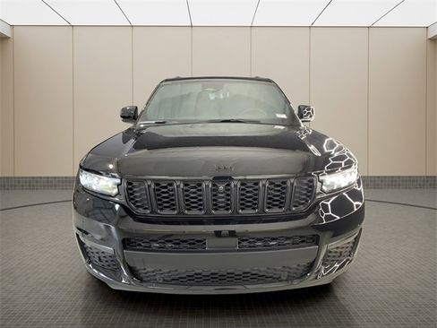 New 2025 Jeep Grand Cherokee L Limited w/ Luxury Tech Group II image 8