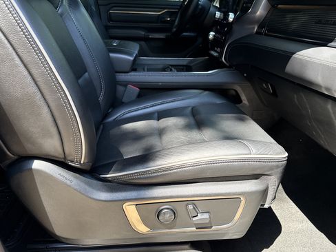 Used 2021 RAM 1500 Limited w/ Body Color Bumper Group RWD image 13