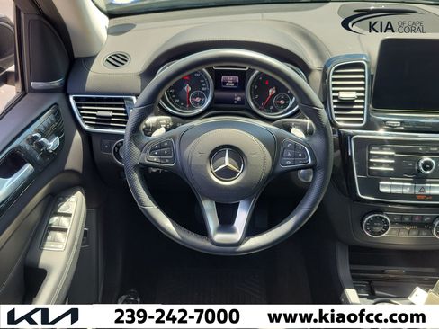 Used 2017 Mercedes-Benz GLS 450 4MATIC image 19