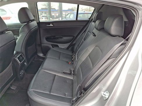 Certified 2020 Kia Sportage EX image 9