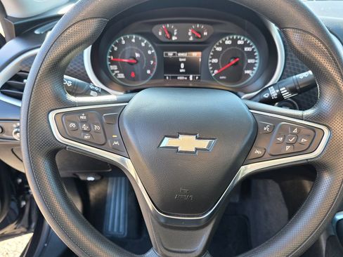 Used 2025 Chevrolet Malibu LT image 17