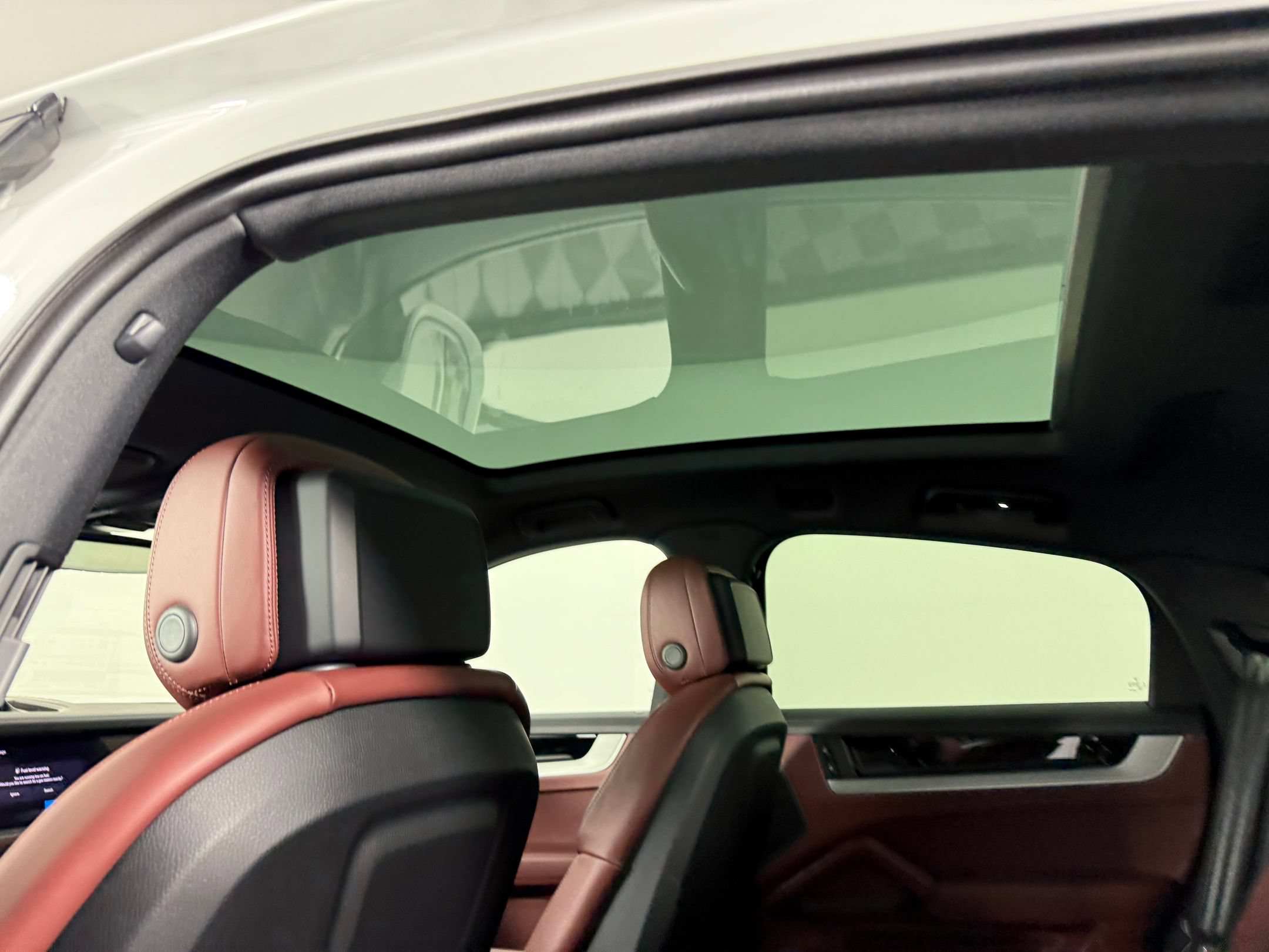 Certified 2026 Porsche Cayenne S AWD/4WD image 19