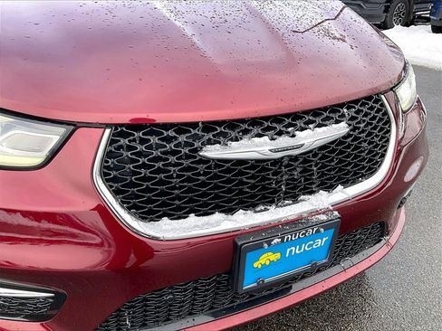 Used 2021 Chrysler Pacifica Touring-L w/ Premium & Safety Sphere Group image 27