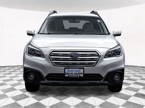 Used 2017 Subaru Outback 2.5i Premium image 16