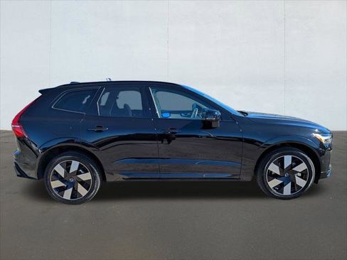 Used 2025 Volvo XC60 T8 Plus w/ Protection Package Premier image 6