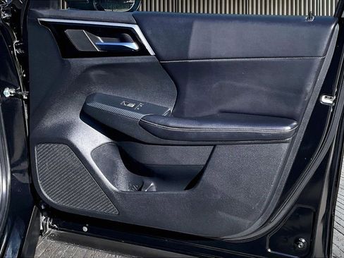 Used 2022 Mitsubishi Outlander SE image 25