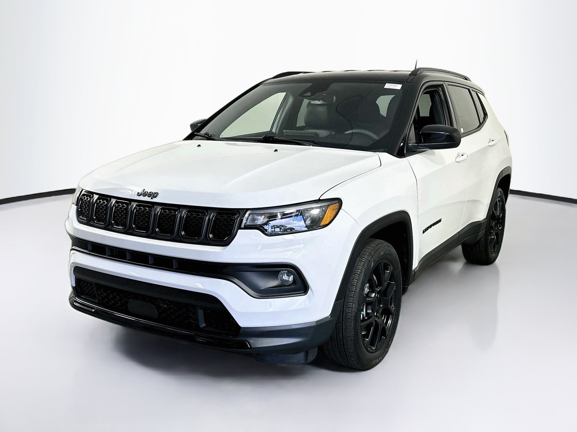 Used 2023 Jeep Compass Latitude w/ Convenience Group AWD/4WD image 1