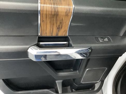 Used 2020 Ford F150 Lariat AWD/4WD image 5