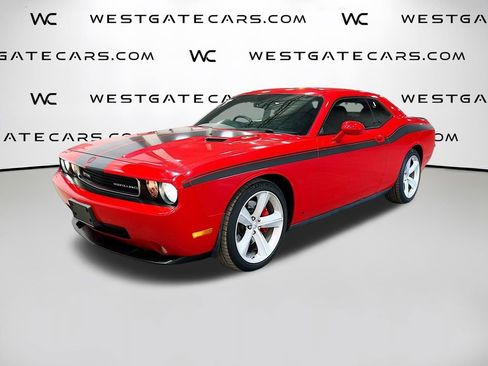 Used 2009 Dodge Challenger SRT8 image 1