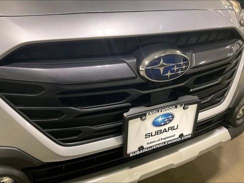 Used 2025 Subaru Outback Limited AWD/4WD image 30