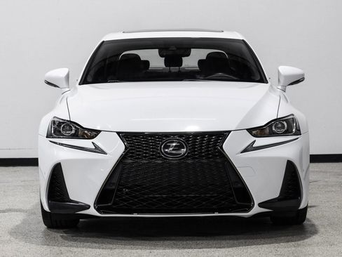 Used 2019 Lexus IS 300 image 3