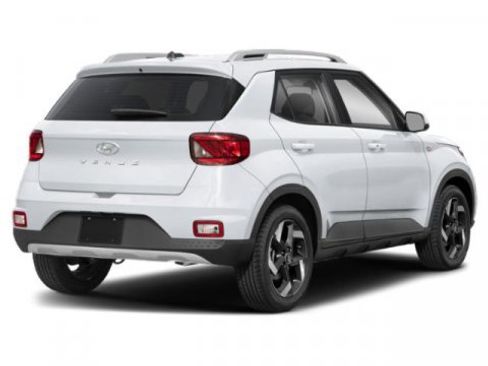Certified 2025 Hyundai Venue SEL FWD image 2