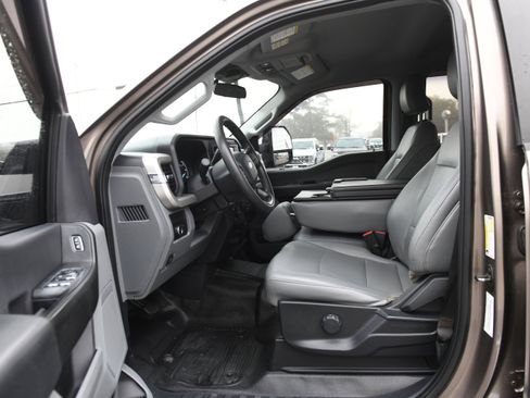Used 2023 Ford F250 XL w/ XL Off-Road Package image 28