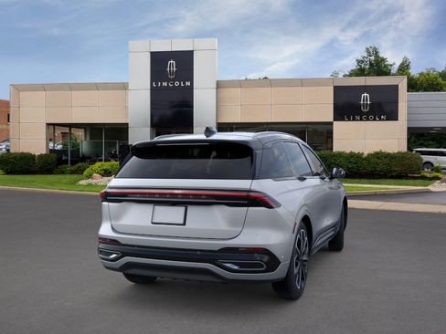 New 2024 Lincoln Nautilus Reserve w/ Equipment Group 203A AWD/4WD image 8