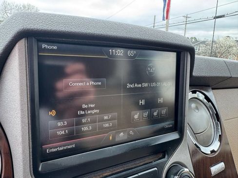 Used 2016 Ford F250 Lariat w/ Lariat Ultimate Package AWD/4WD image 24